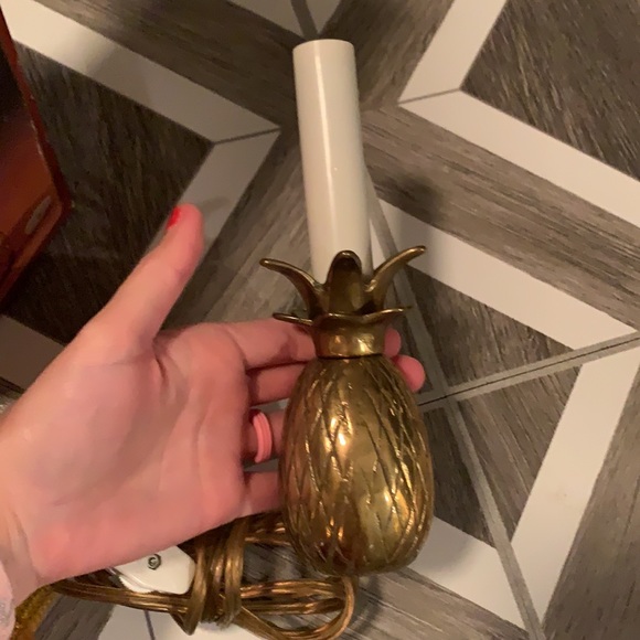 Vintage Brass Pineapple lamp - Picture 2 of 9